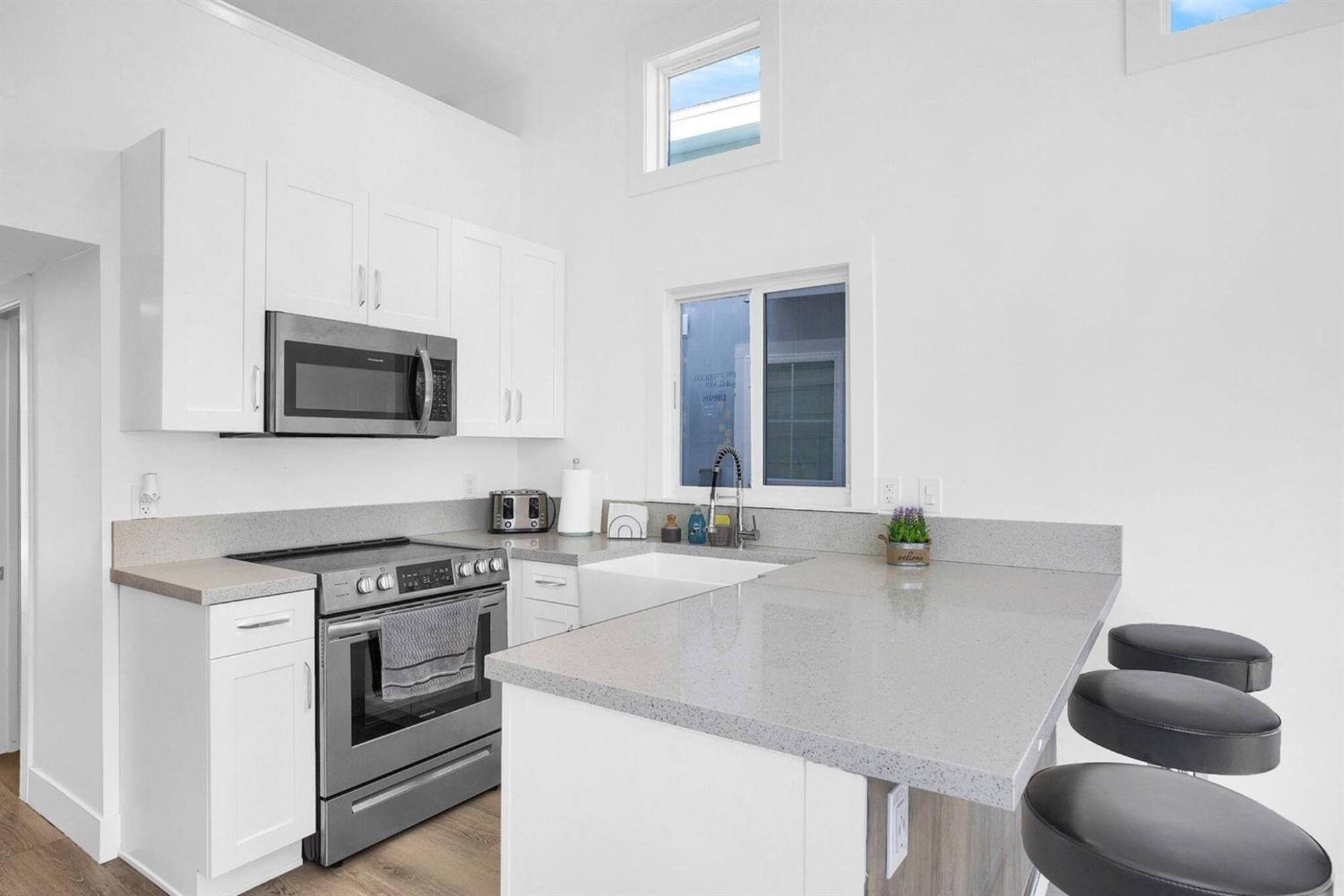 Tiny Home On Waterfront, Bay Views, Deck, Pool Jewfish 部屋 写真